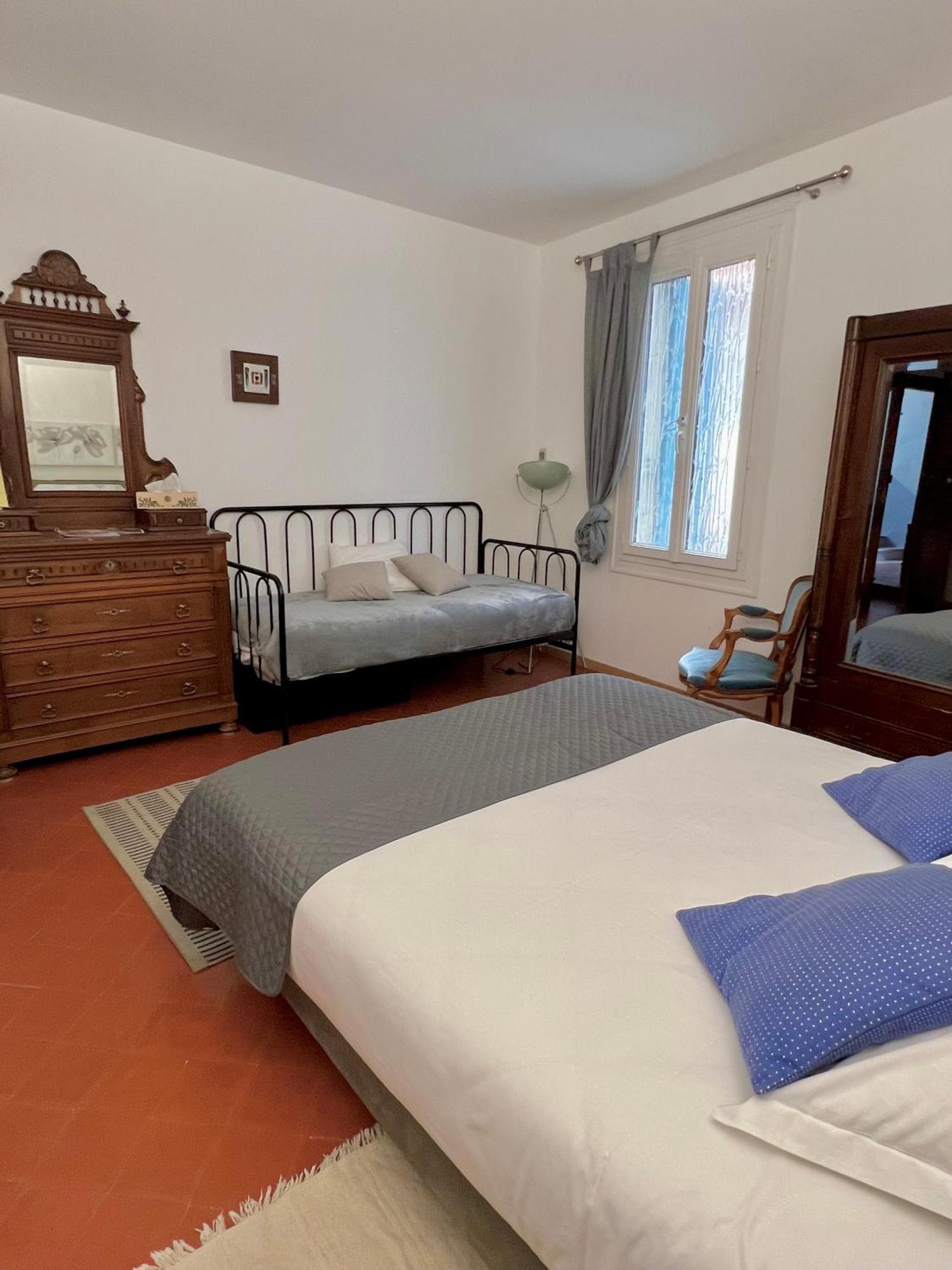 Entre Midi - Maison D'Hotes - B&B Capestang Eksteriør bilde