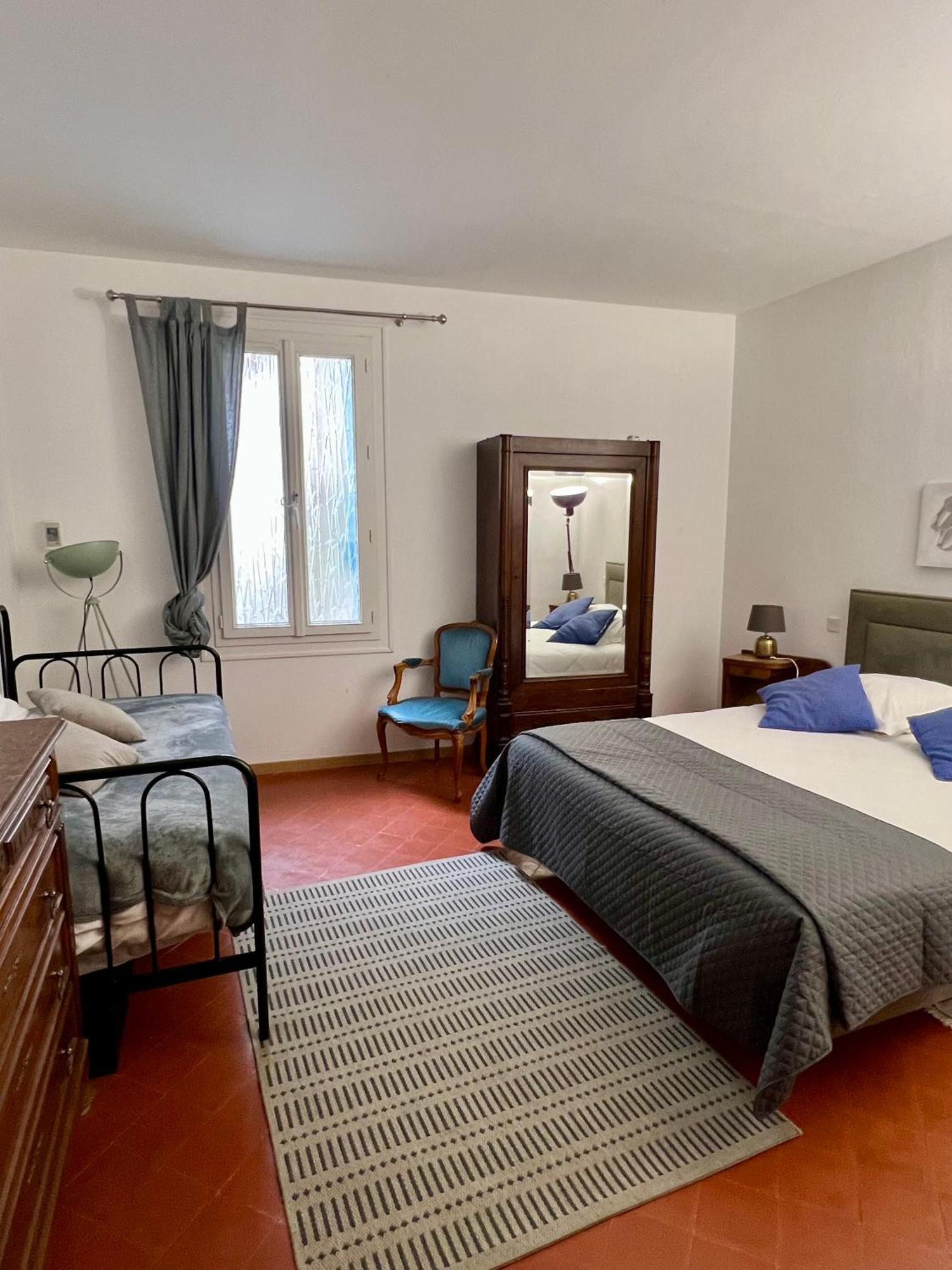 Entre Midi - Maison D'Hotes - B&B Capestang Eksteriør bilde